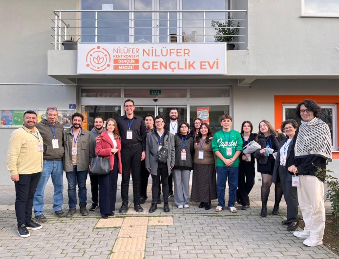Nilüfer Kent Konseyi Gençlik Meclisi’nde eş başkanlar Söker ve Varol oldu